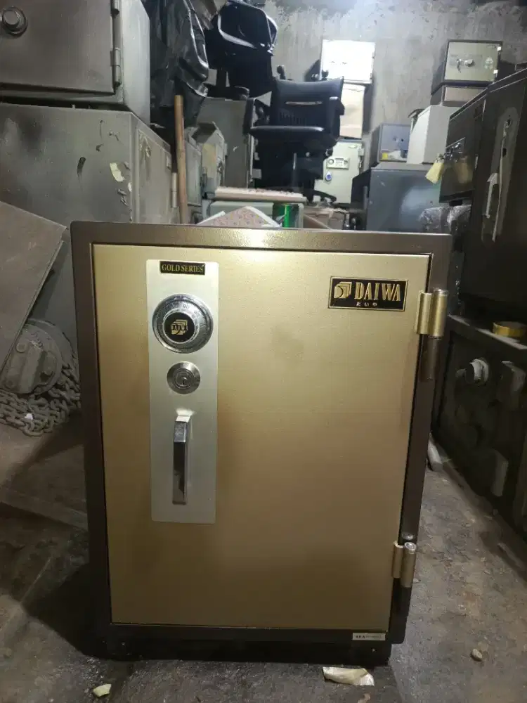 Brankas/Brangkas Daiwa DS-60A