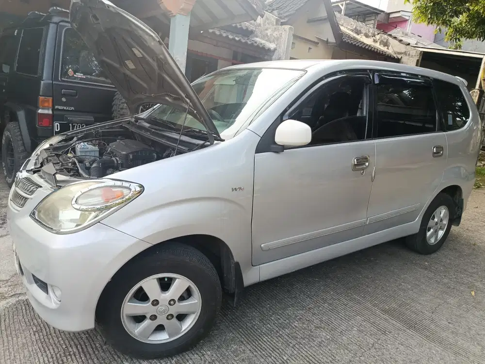Toyota Avanza 2010 Bensin