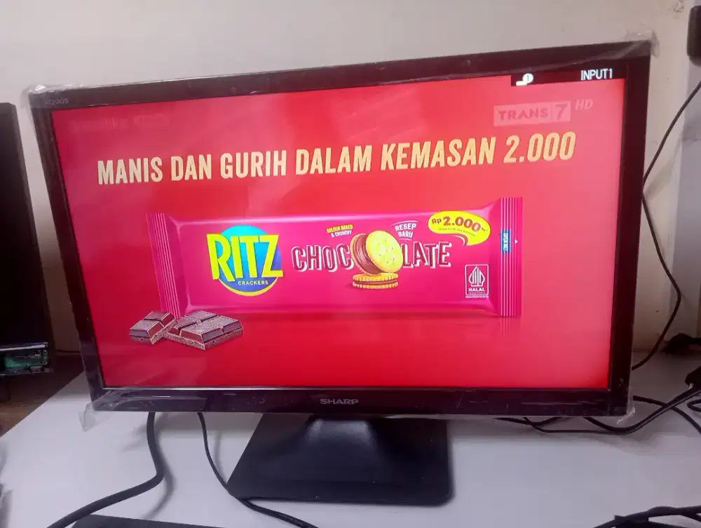 Jual cepat LED TV Sharp Aquos 24 Inch, 
Analog, HDMI, Remote.