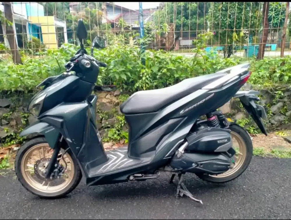 Honda new Vario 150 keyles 2018 pajak on ss lengkap mesin halus