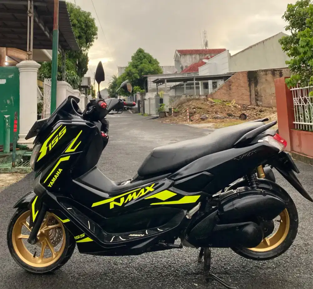 YAMAHA NMAX 155cc 2016 ISTIMEWA LOW KM RECORD DEALER