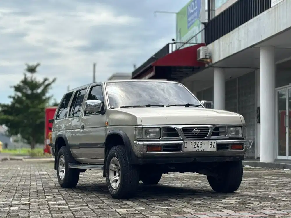 NISSAN TERRANO GRANDROAD 1997