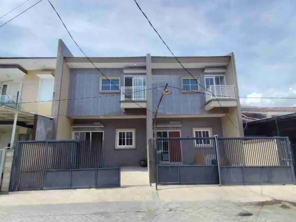 MULYOSARI UTARA dekat Dekat ITS ‼️Rumah Baru 2 Lantai  Row Jalan 2,5 Mobil