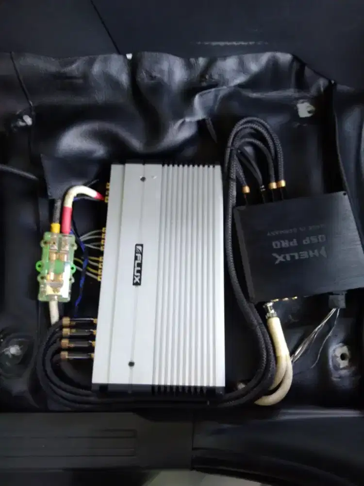 Jasa bongkar pasang audio mobil panggilan