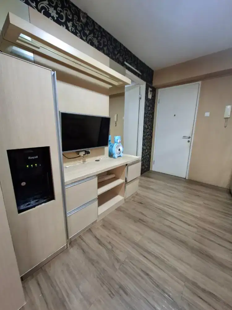 DIJUAL MURAH 2 KAMAR SHM BISA KPA DIATAS MALL APARTEMEN BASSURA CITY