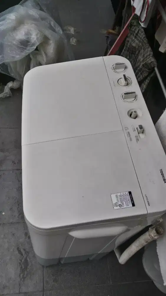 Mesin cuci Toshiba 2 tabung