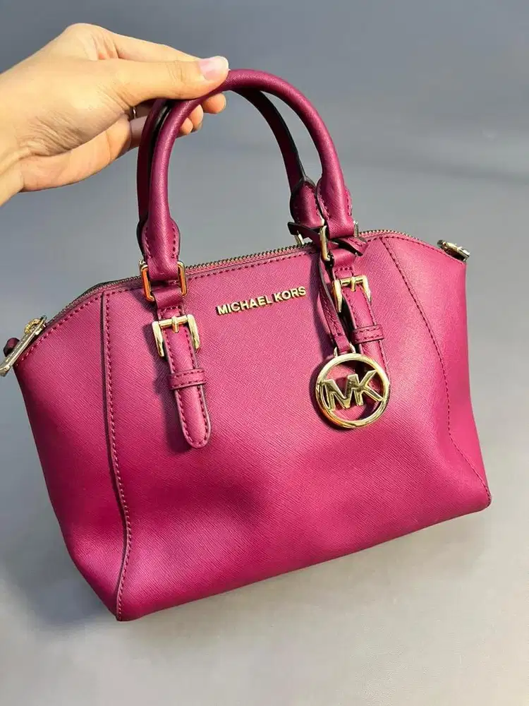 Tas Michael Kors Ciara Magenta