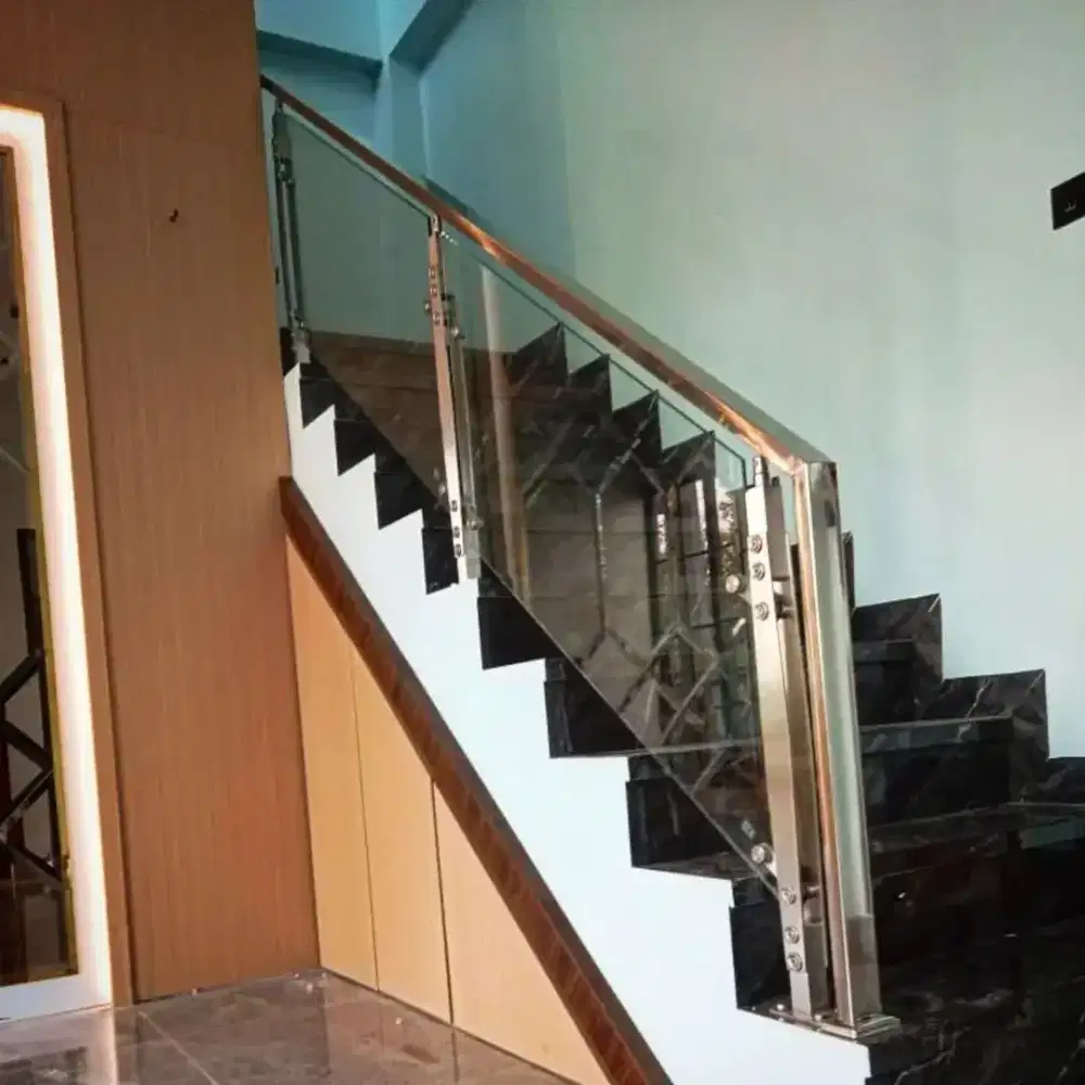 Rillingtangga setenlis kaca