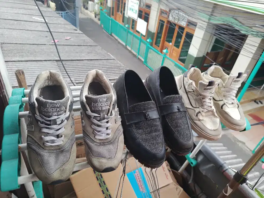 Sepatu nb, pantofel, Ket putih
