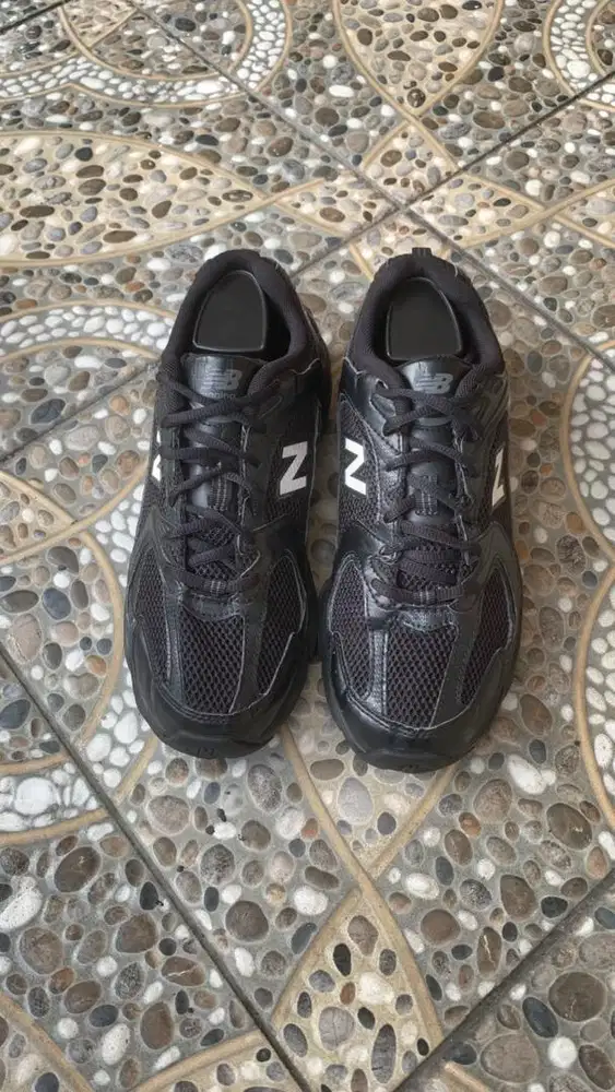 New balance 530 triple black original