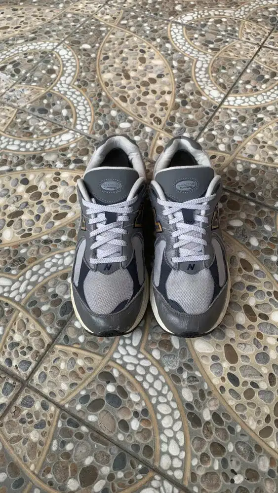 New balance 2002R castlerock