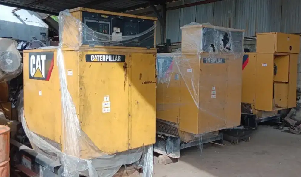 Genset Caterpillar capasitas 1500 KVa tahun 2015