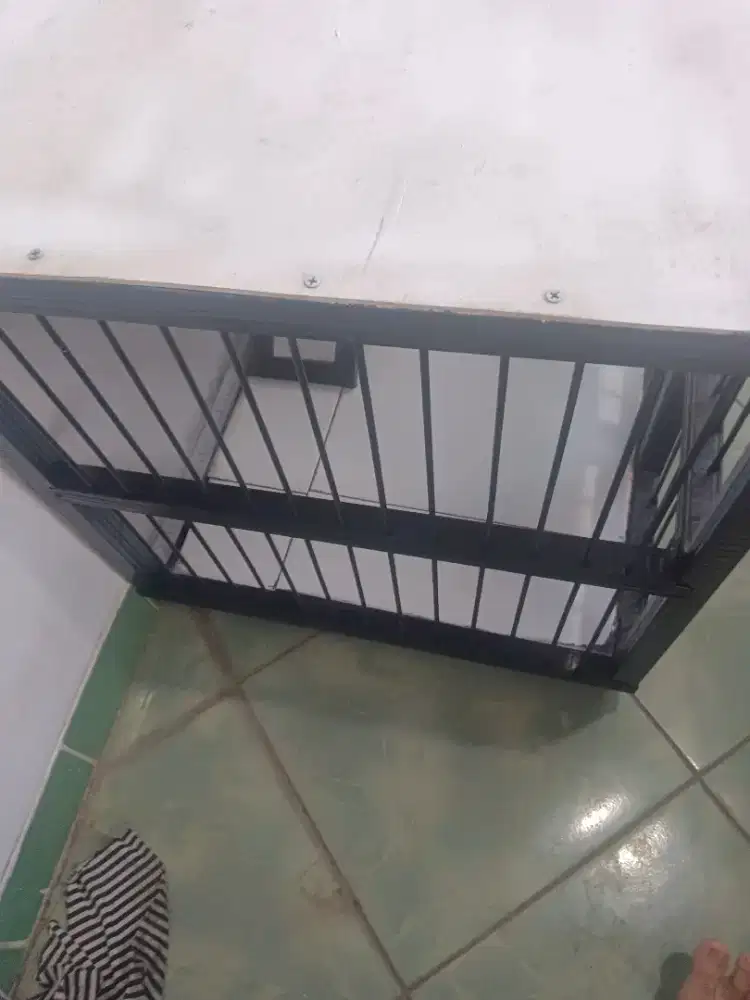 Kandang kucing besi besar