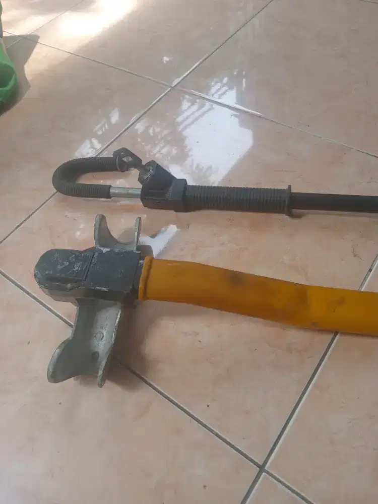 Jual kunci pengaman mobil