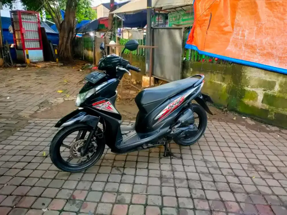 Honda Beat 110cc PGM-FI Tahun 2016