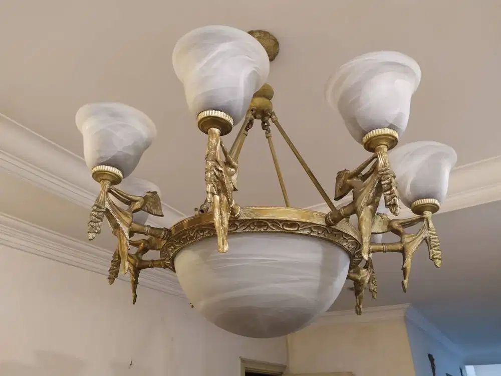 Lampu Gantung Chandelier