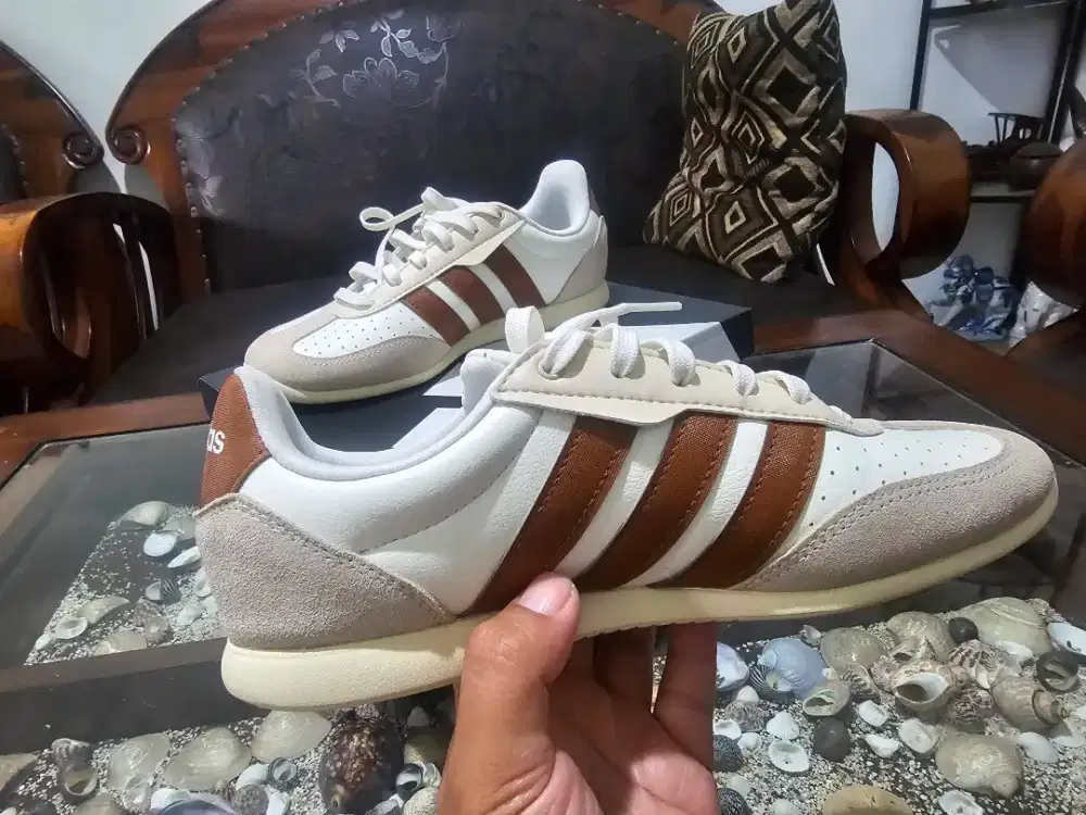 Sepatu adidas berradelo 38