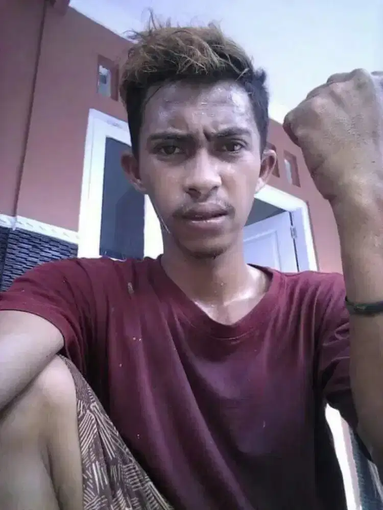 Cari kerjaan apa aja