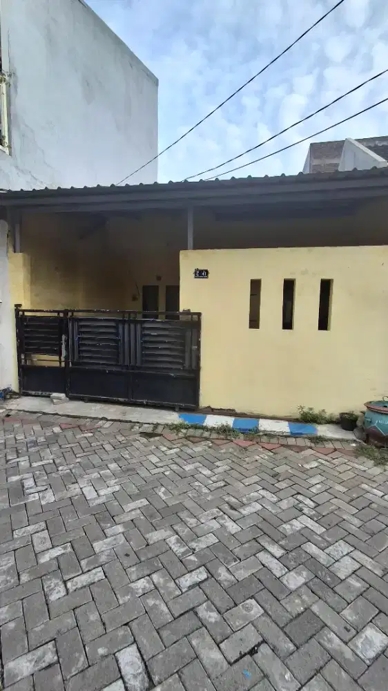 Di jual rumah harga Rp550.000.000 juta type 21