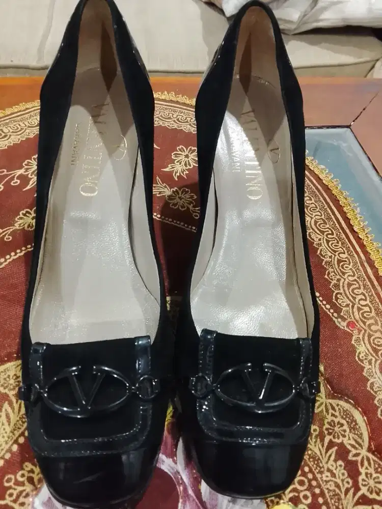 Sepatu Valentino garavani