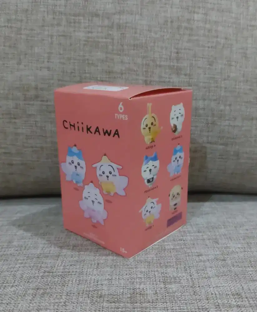 Blindbox pop mart dan blind box chikawa