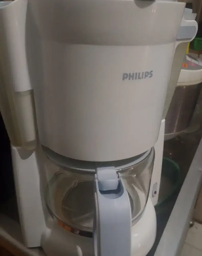 Pemanas air dan kopi maker