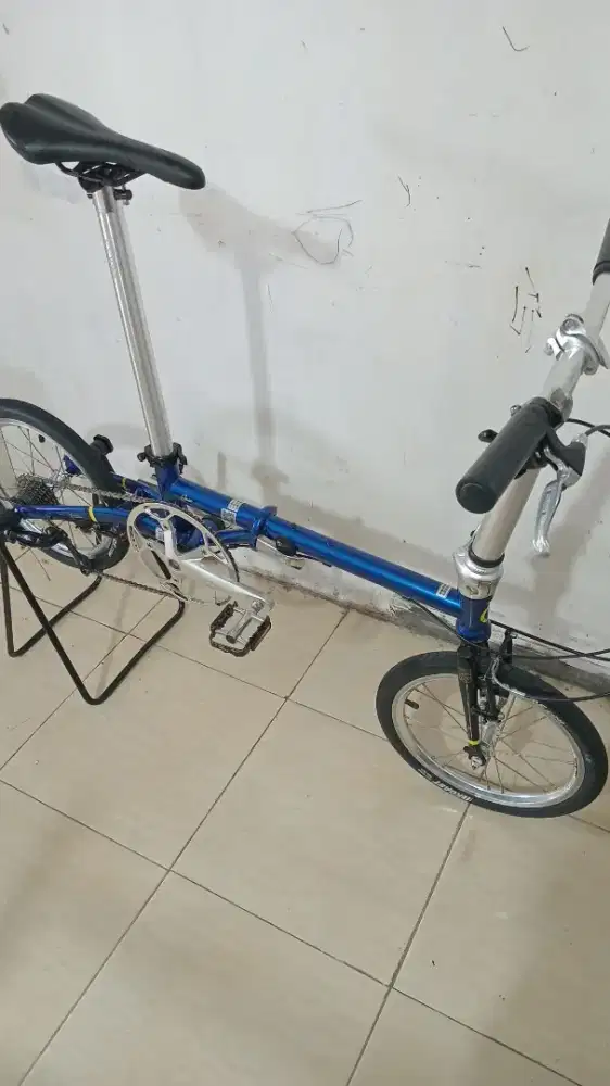 Sepeda lipat fnhon gust