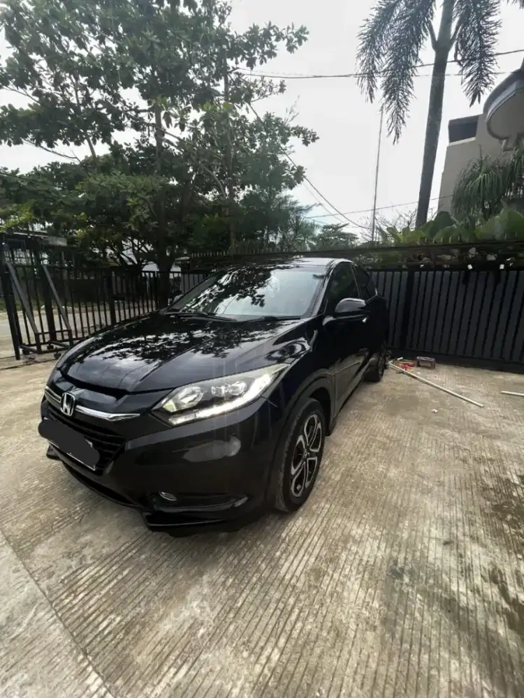 Dijual Cepat Honda HR-V Prestige 2015 AT