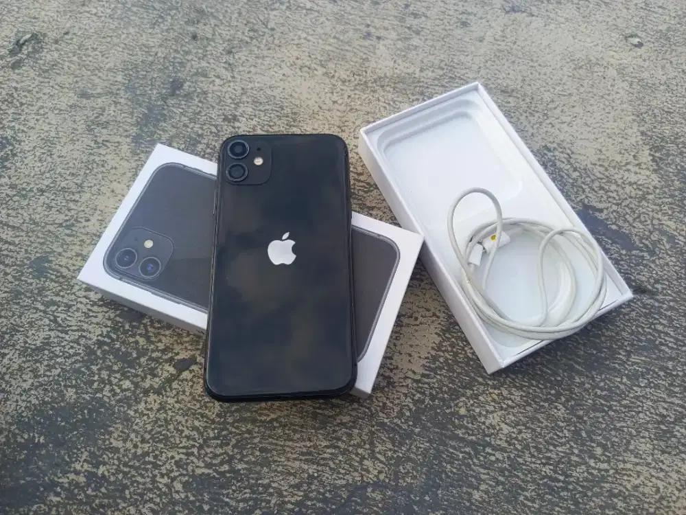 Iphone 11 64 gb second inter all op