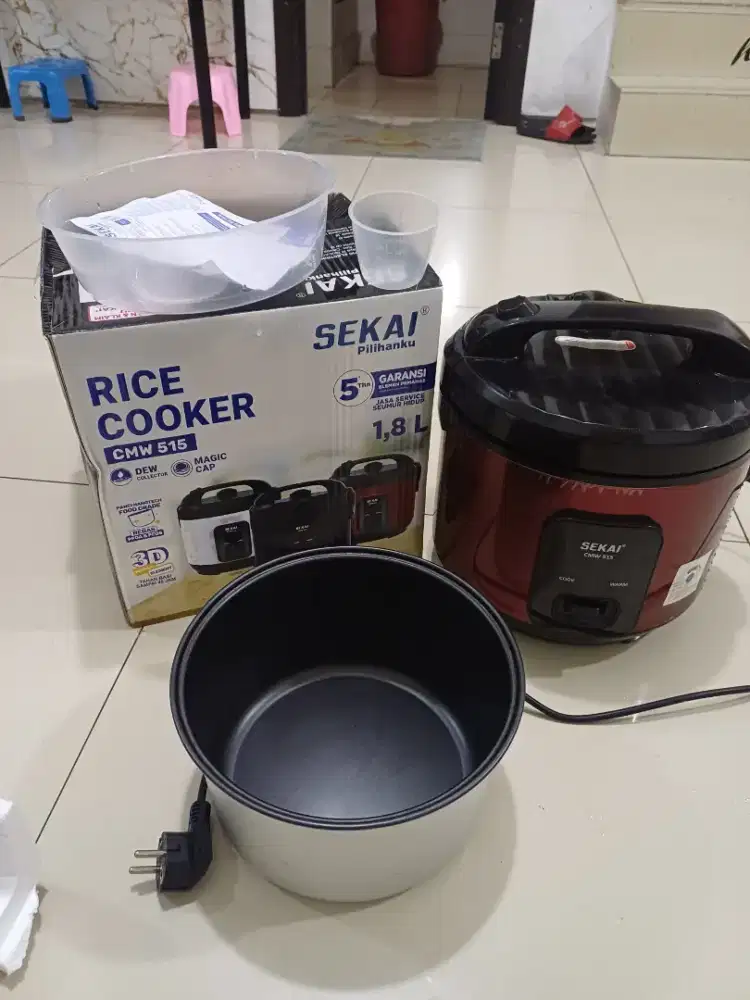 Rice cooker 1.8 dan kompor gas 2 tungku
