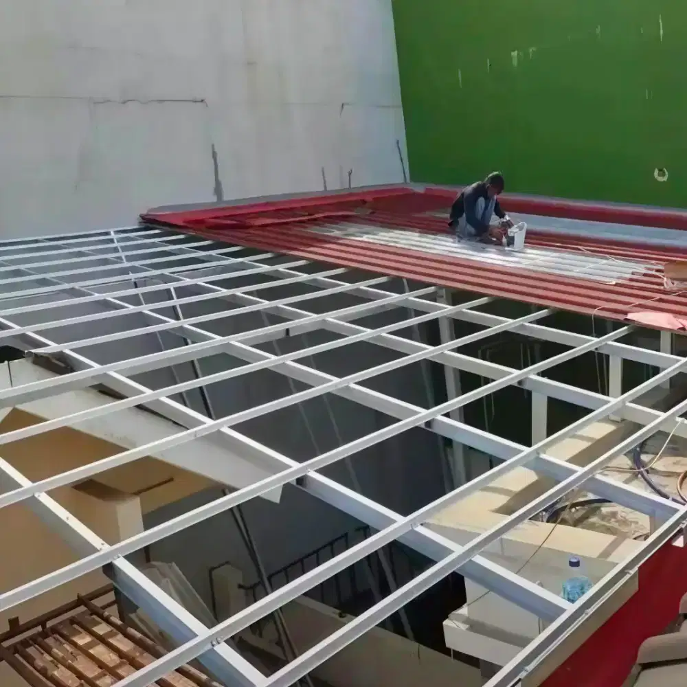 Pasang baja ringan atap spandek