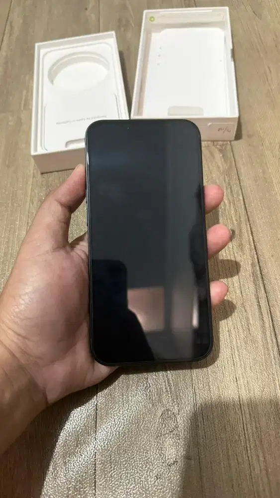 Iphone 13 128 giga hitam