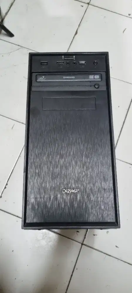 Cpu amd apu A4 ram 8gb hdd 320gb buat ketik2 ato desain kecil2an