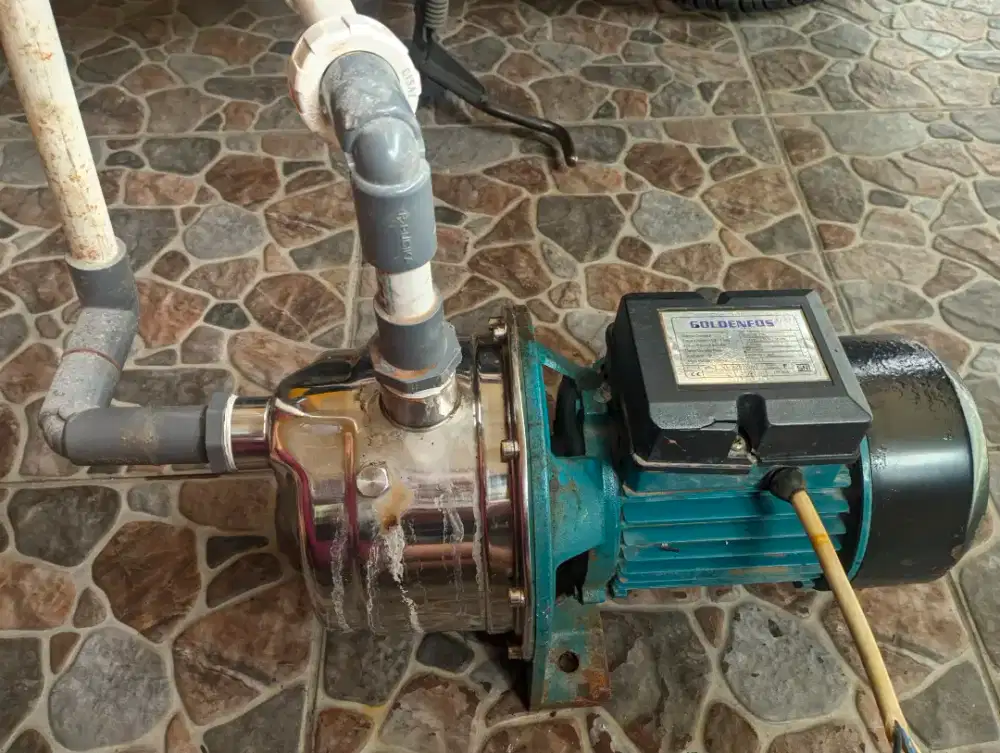 Pompa air semi jetpump goldenfos