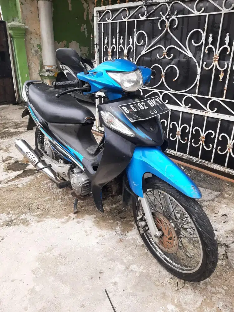Suzuki Smash 2006 ss lengkap mesin bagus plat B DKI