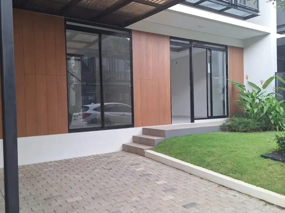 WTS — Rumah Baru Terang & Strategis di Tatar Tarubhawana, Kota Baru Parahyangan