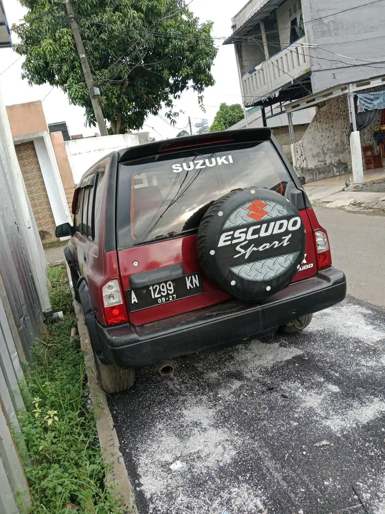 Suzuki Escudo 1996 Bensin