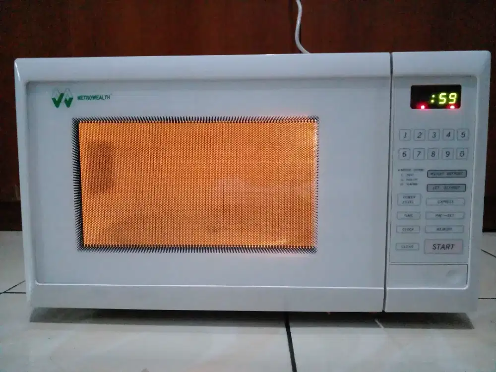 Microwave Metrowealth Digital. 10 level tingkat panas