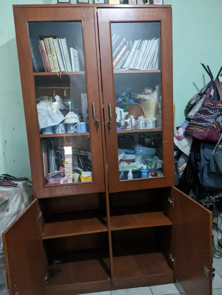 Lemari kayu pajangan uk. P*L*T 100*42*200