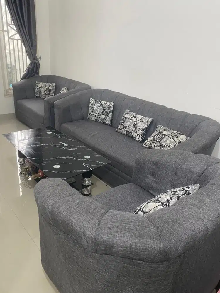 Jual sofa masih mulus