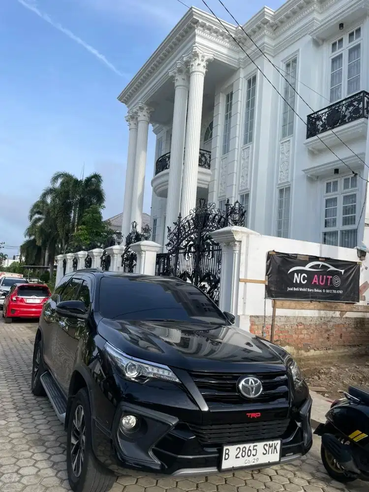 TOYOTA FORTUNER 2.4 TRD DIESEL TAHUN 2019