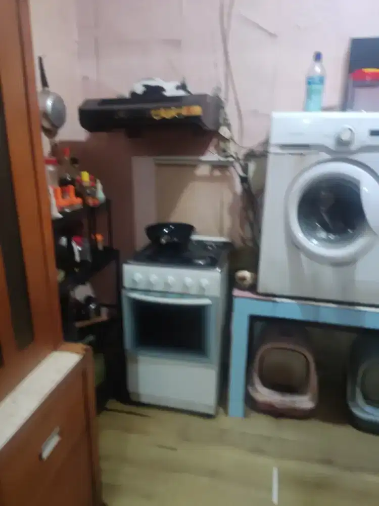 Kompor Gas 4 Tungku + Cooker Hood Bekas - Harga Nego