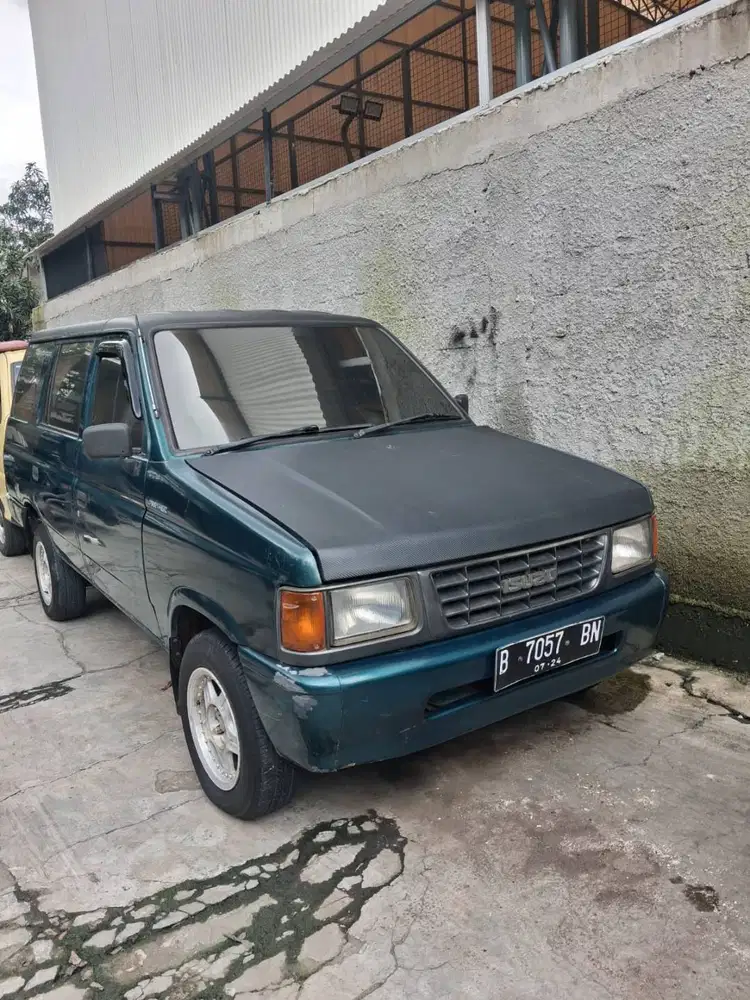 Jual Cash Isuzu Panther Royal 2.5 (MT) 1999