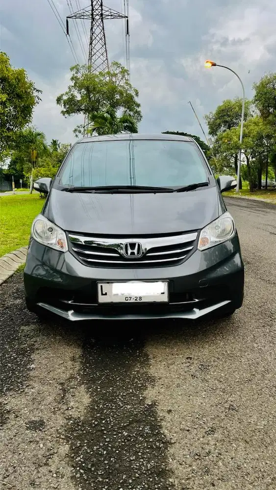 Honda FREED 2013 AC DOBEL Blower KM80rban istimewa terawat