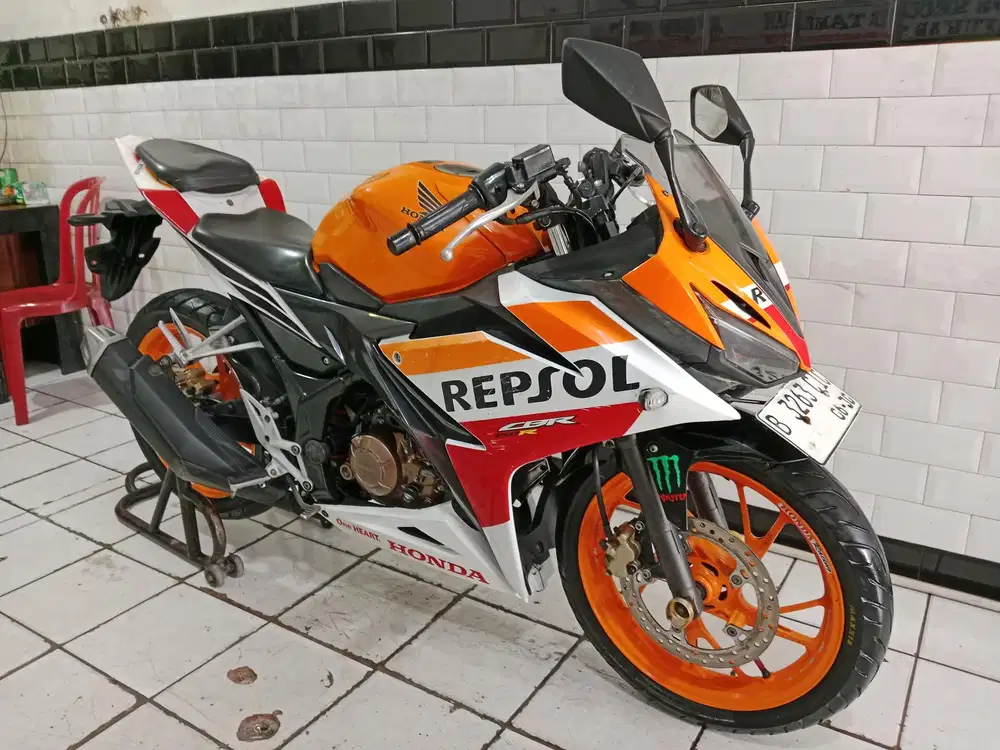 Honda cbr facelift 2017 mesin standar