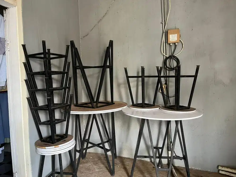 Dijual meja kursi cafe