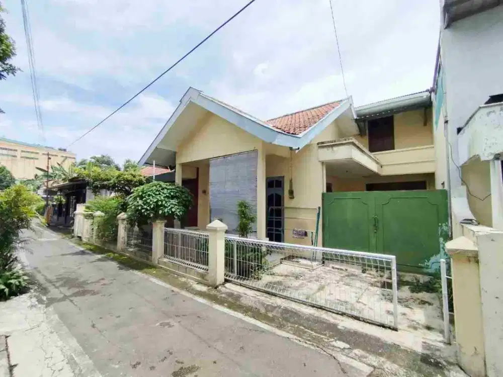 Rumah Nyaman Strategis dekat Mall dan Kampus di