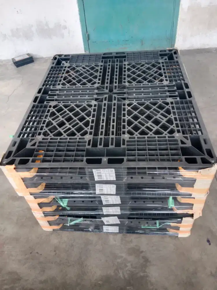 Pallet plastik second layak industri