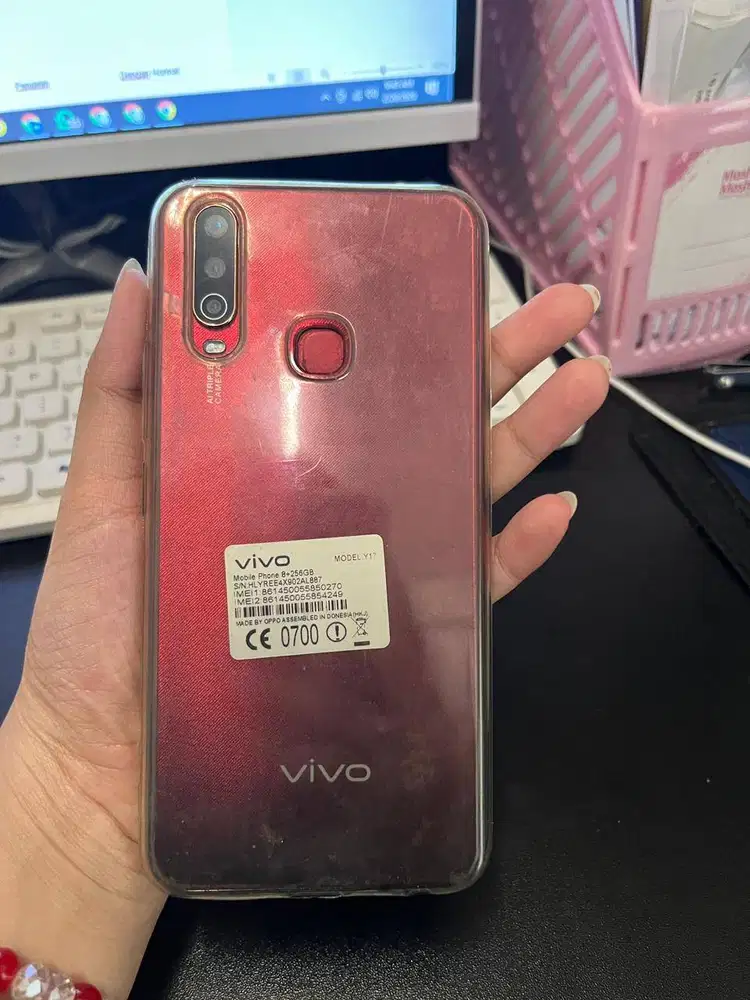 Vivo Y17 RAM 8/256GB Fullset Mulus Harga 1juta  Bisa Nego