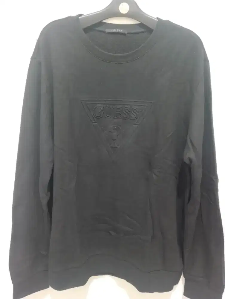 Promo Sweater CN Branded Ori GUESS Size L fit XL Berkualitas Terbaru